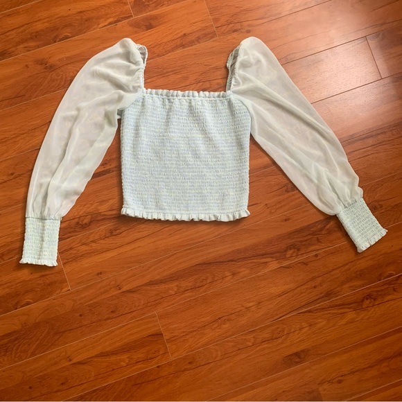 Aritzia wilfred blouse - Picture 3 of 5